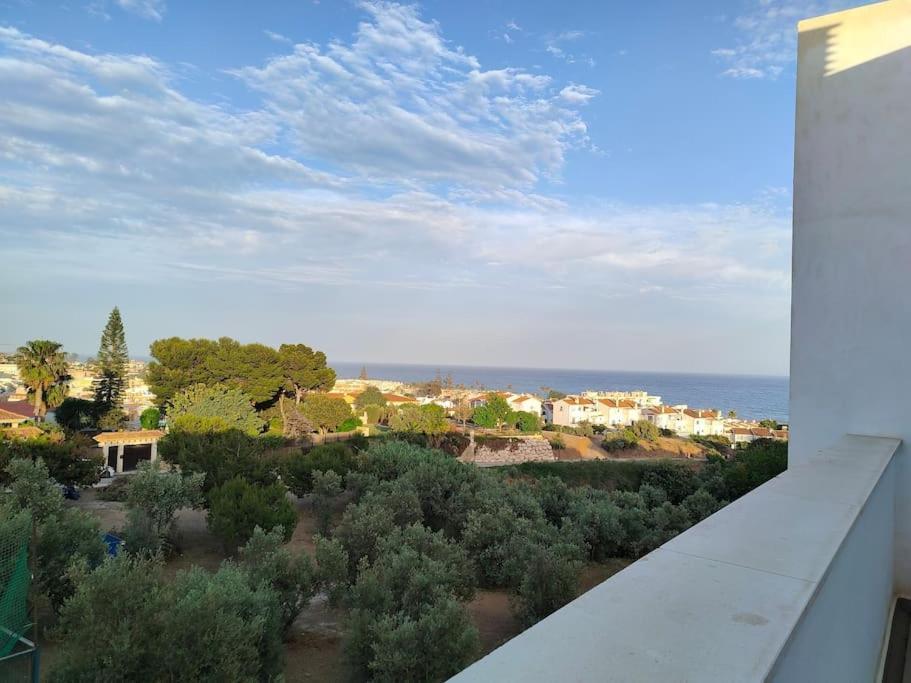 トレ・デ・ベナガルボンAtico Con Piscina, Golf, Vistas Al Marアパートメント エクステリア 写真